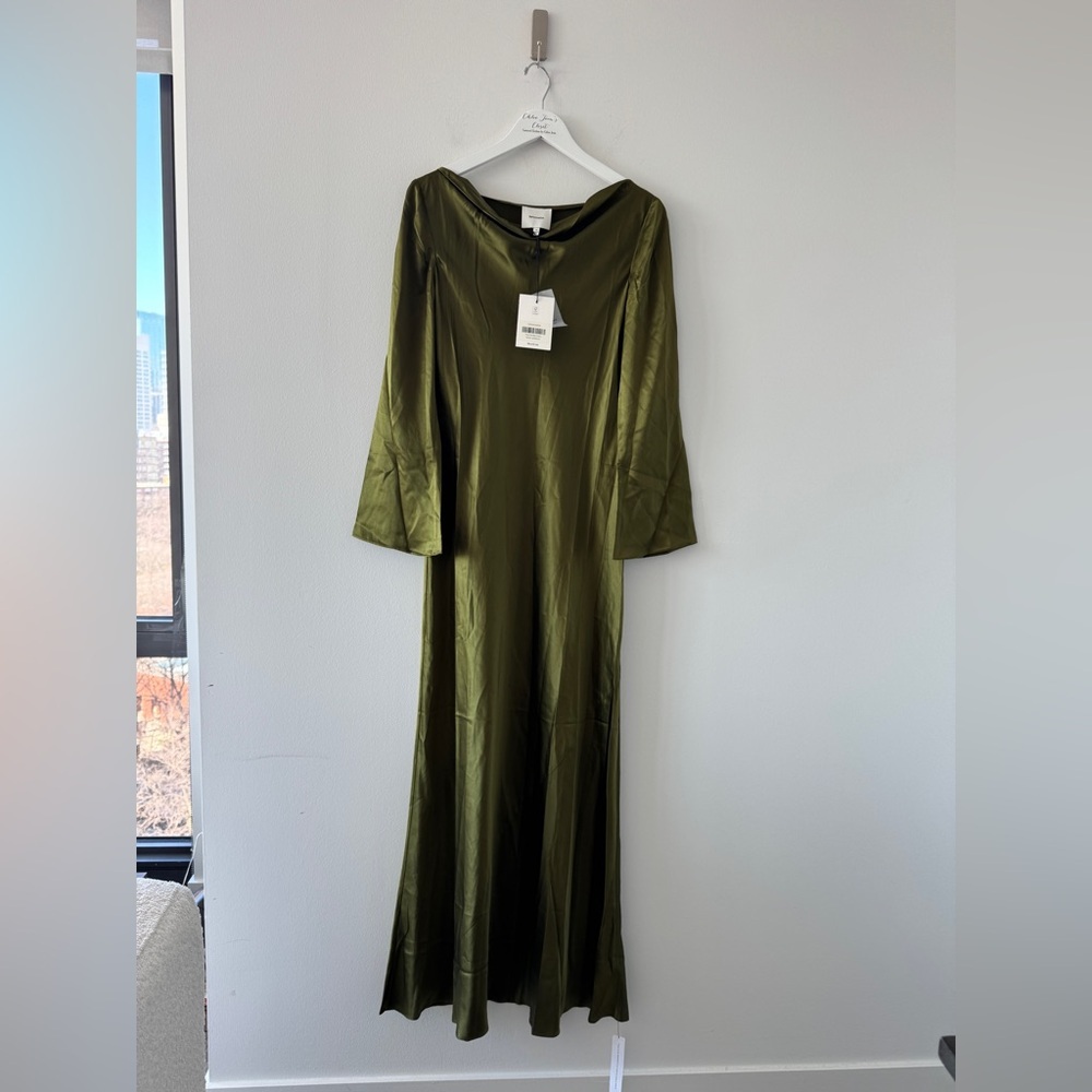 REFORMATION NWT Pike Silk Maxi Dress in Moss - Picture 2 of 14